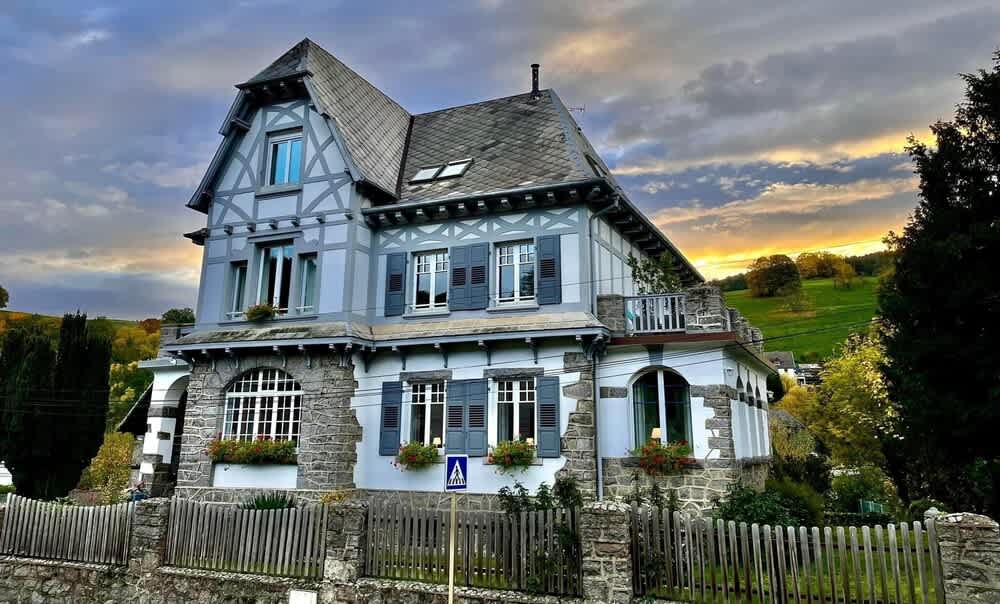 LES ÉCRINS - B&B with jacuzzi 1