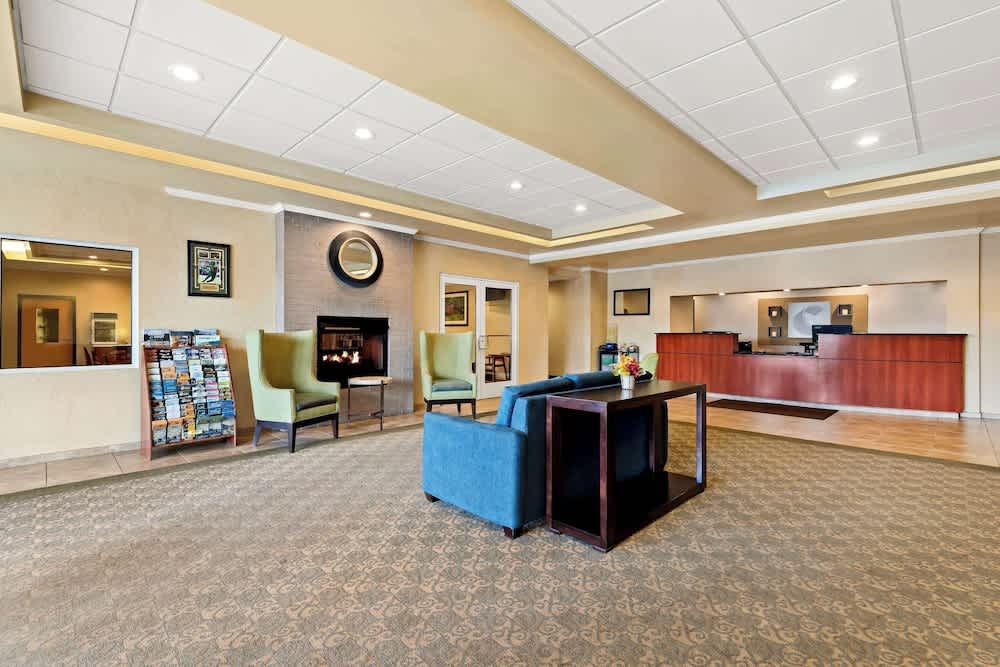 Comfort Inn & Suites Creswell 2