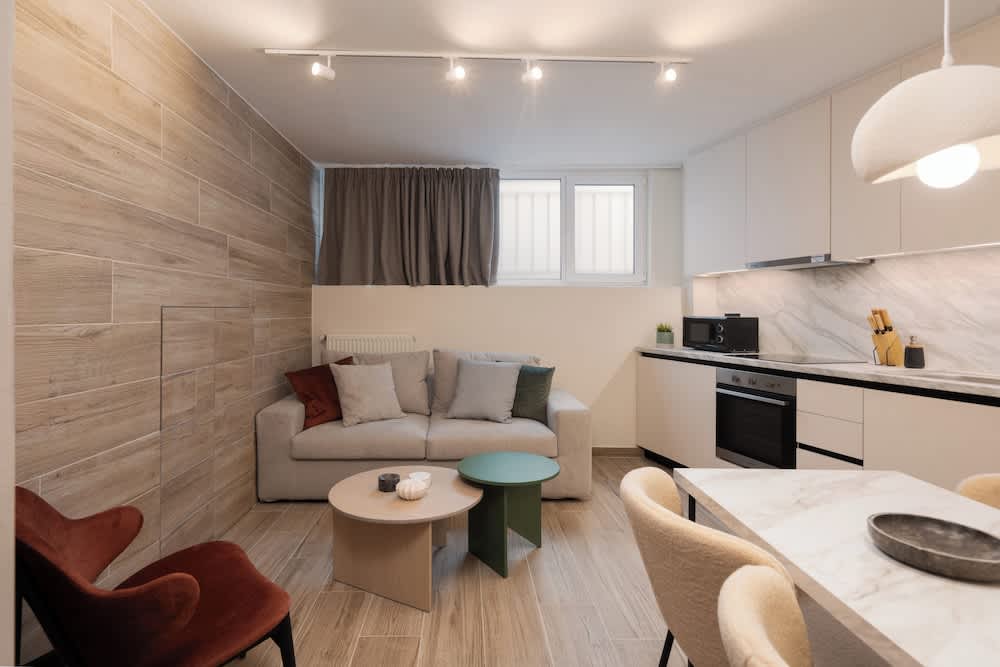Cozy & Chic Stay with Patio Near Metro Station 1