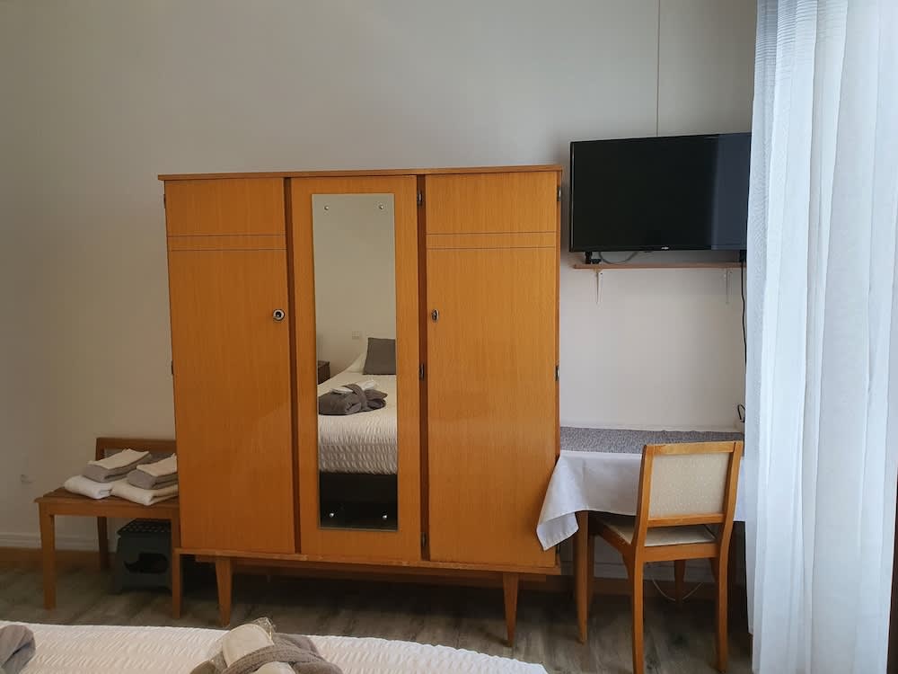 Hôtel-Bar-Restaurant de la promenade 5