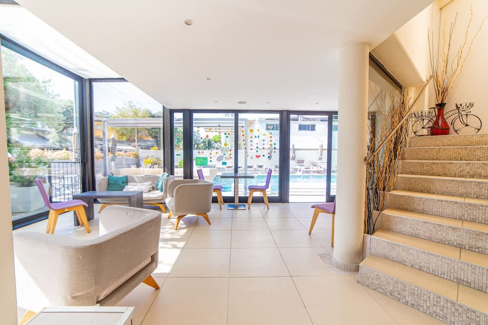 Ferretti Beach Hotel 2