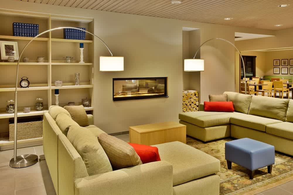 Country Inn & Suites by Radisson, Springfield Southeast 2