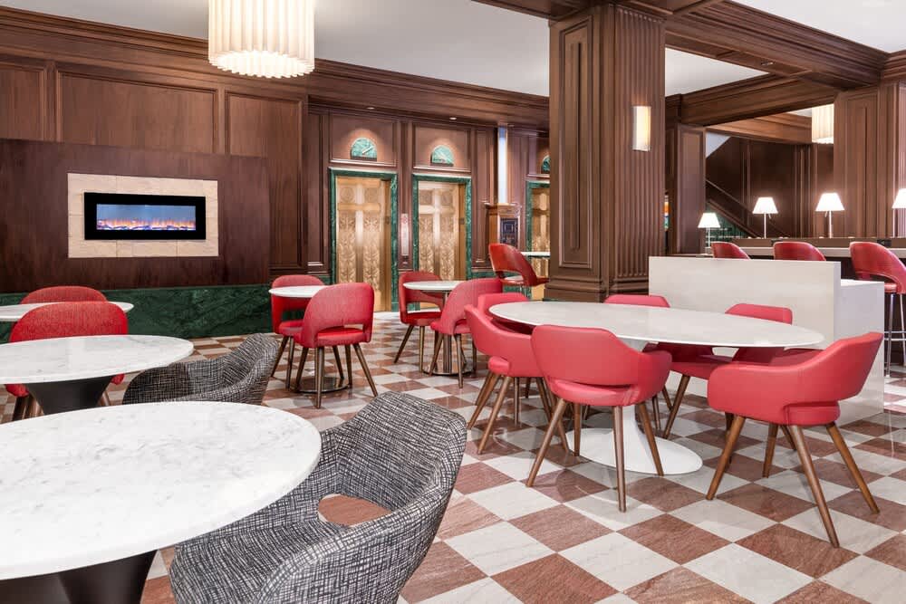 Courtyard St. Louis Downtown/Convention Center 2