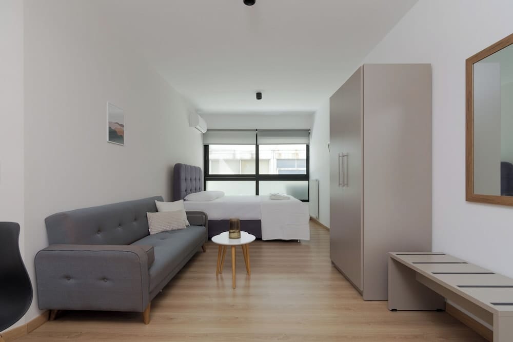 Leochares Lifestyle Apartments 1