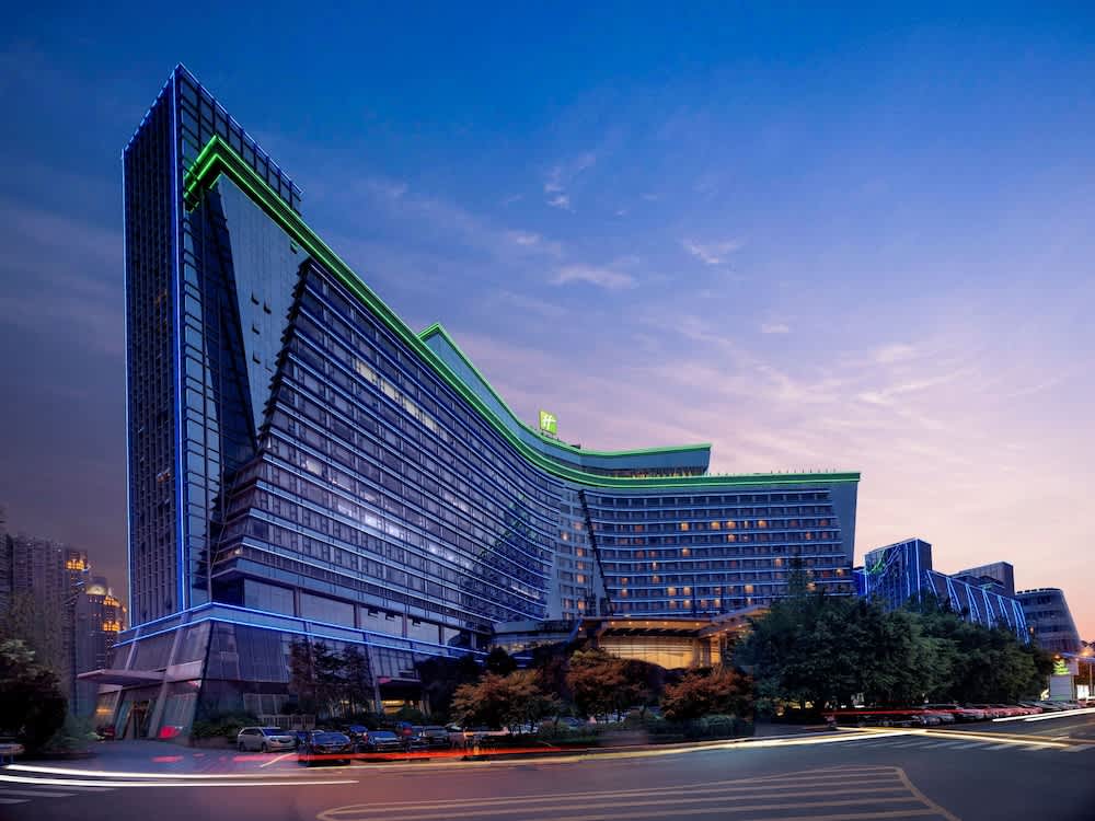 Holiday Inn Chengdu Century City-WestTower by IHG 1
