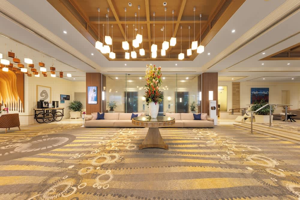 Pullman Reef Hotel Casino 2