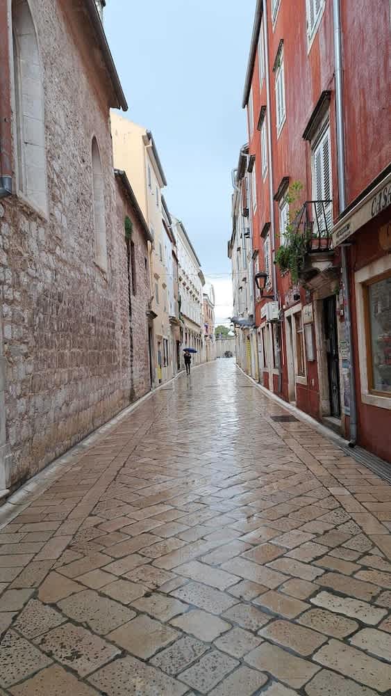 Victoria apt Old Town by Adex Travel 1