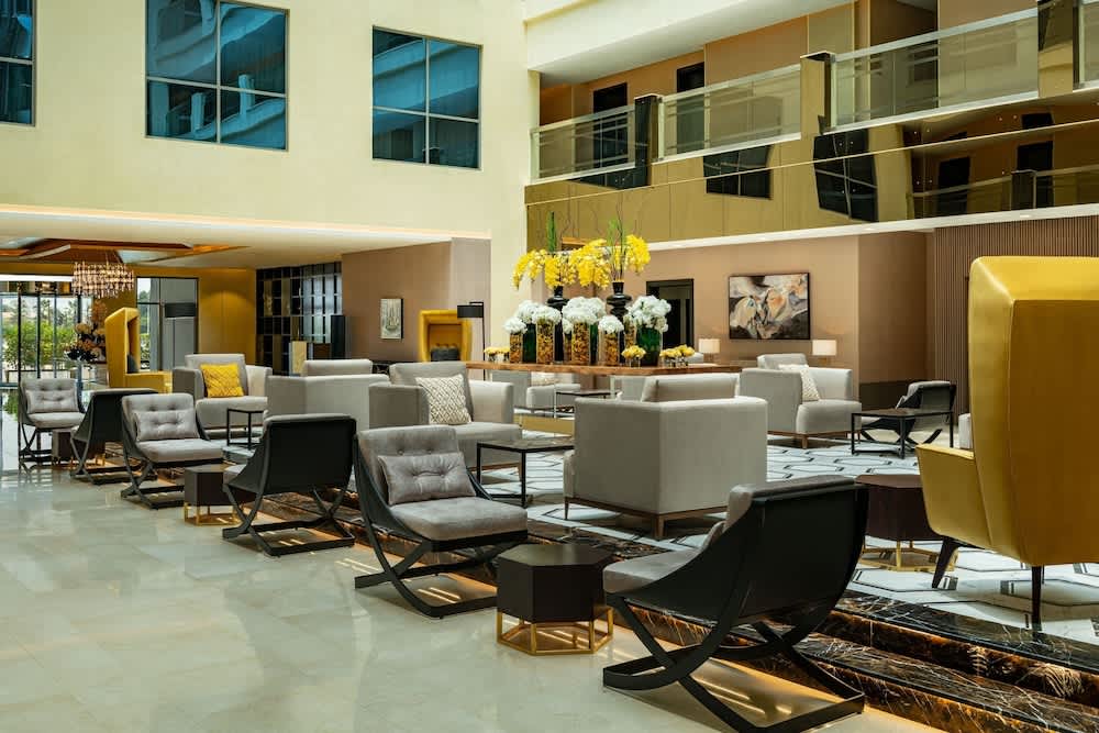 Four Points by Sheraton Production City, Dubai 4