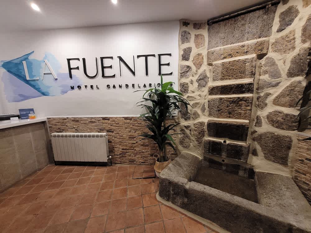 Hospedium Hotel La Fuente 2