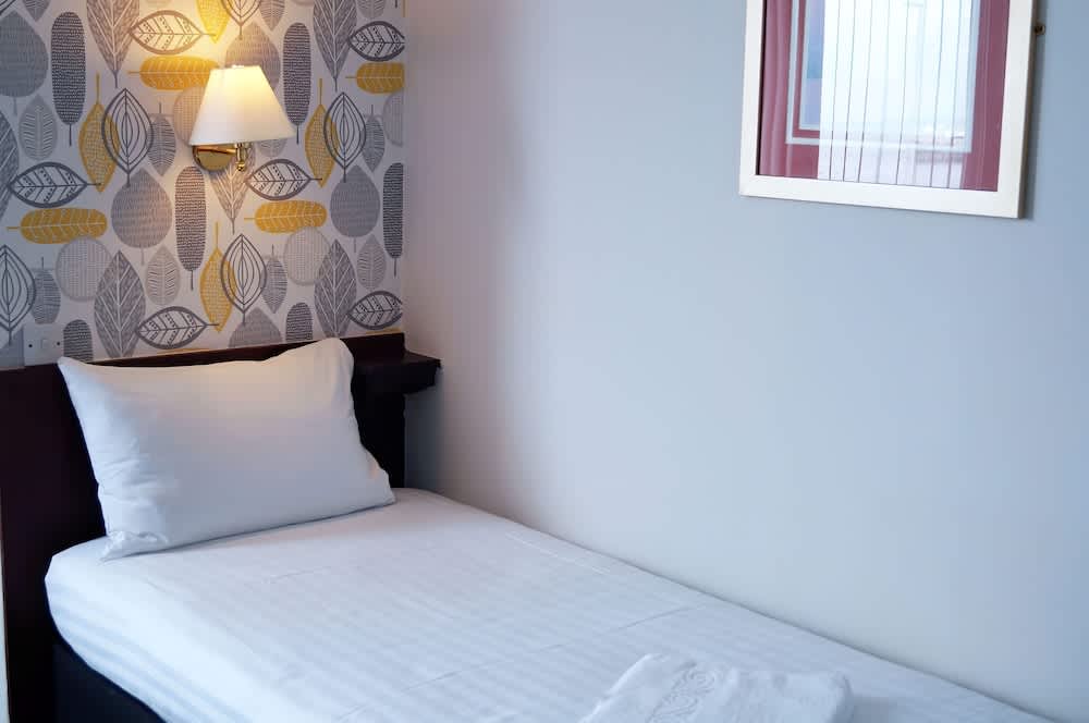 Bluewaters Hotel, Blackpool North Promenade 2