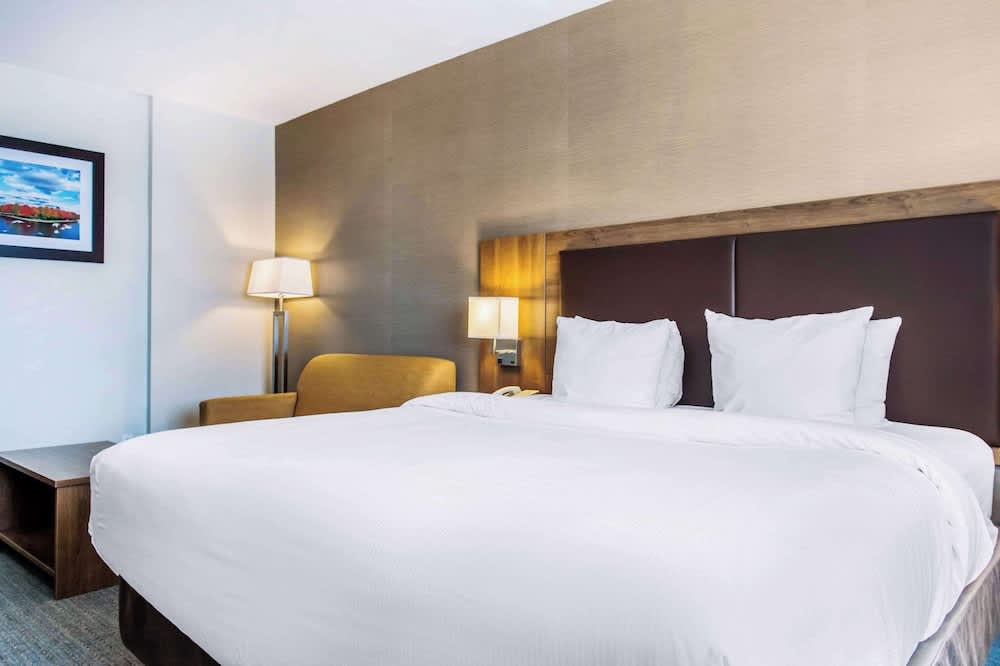 Quality Hotel Dorval Aeroport 1