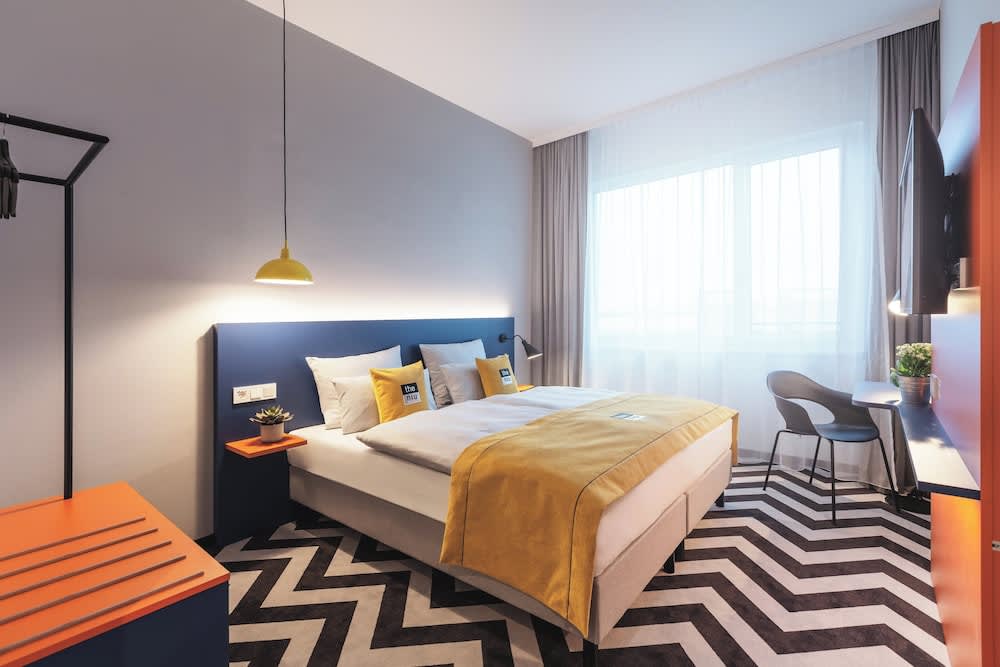 Holiday Inn - the niu, Form Stuttgart Feuerbach by IHG 3