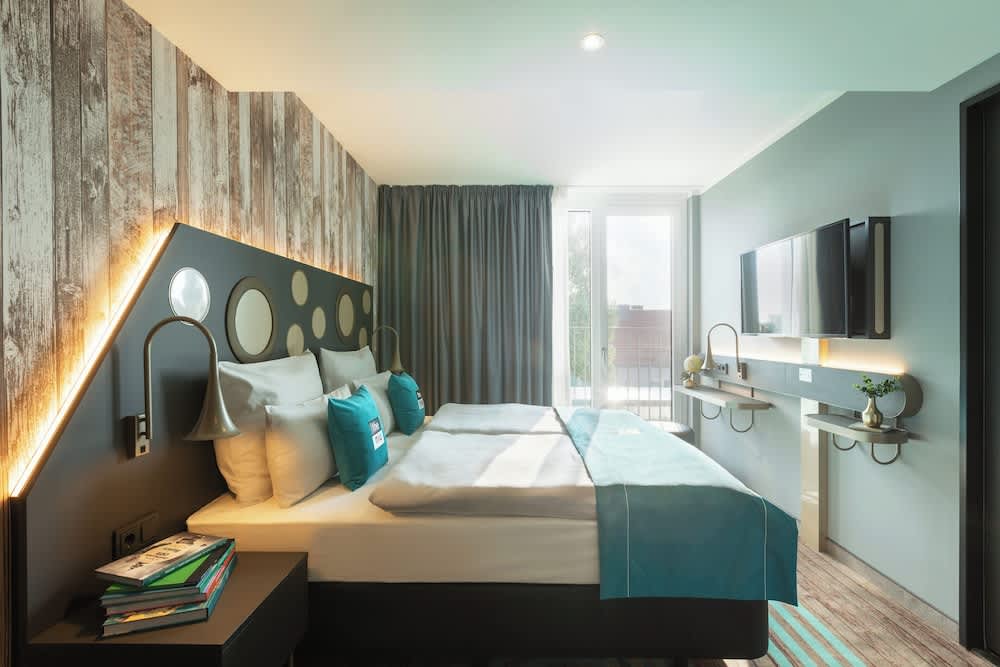 Holiday Inn - the niu, Brass Munich Olympiapark by IHG 2