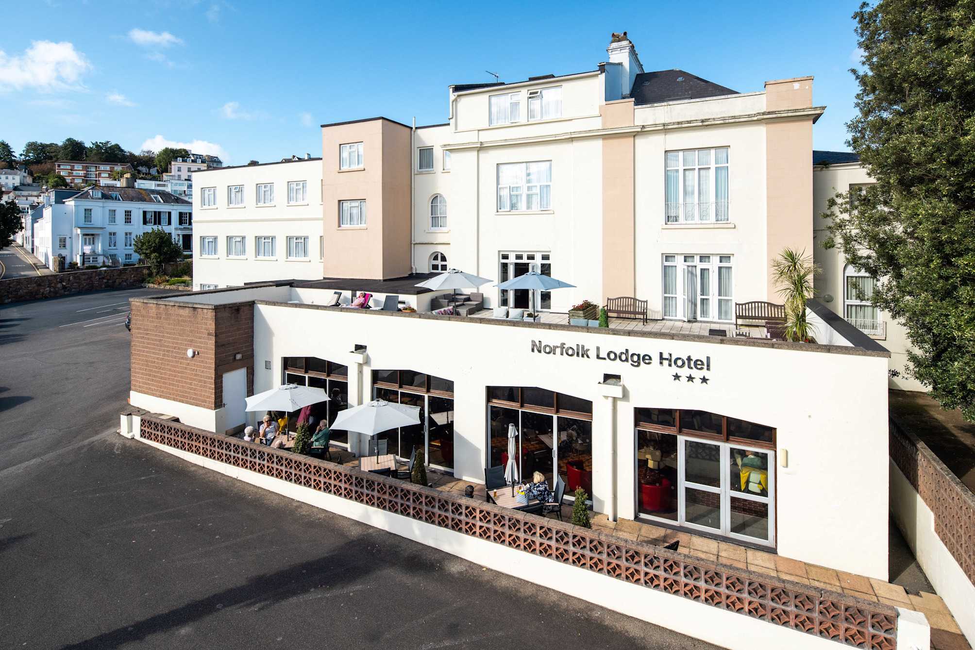 The Norfolk Lodge Hotel 1