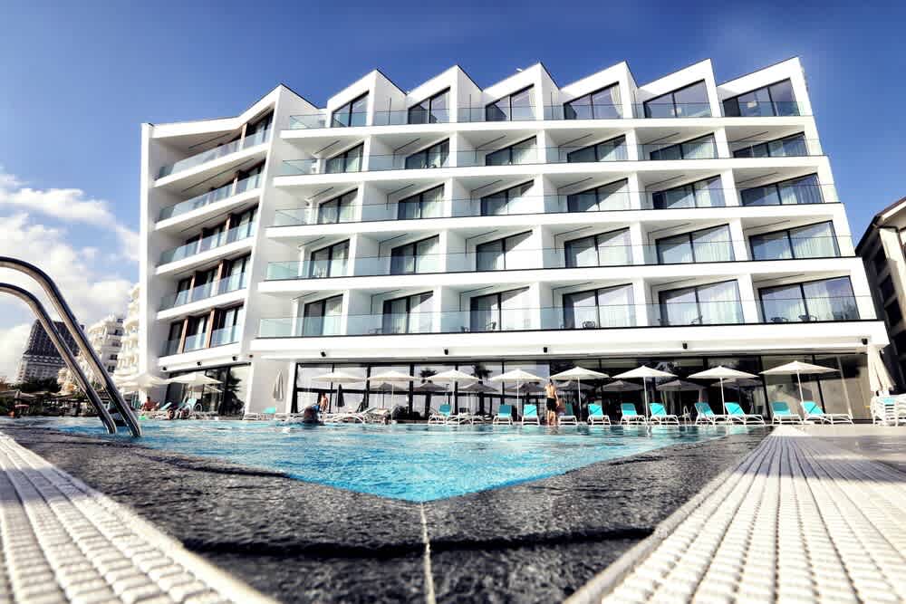 Luxury Premium Finese 1