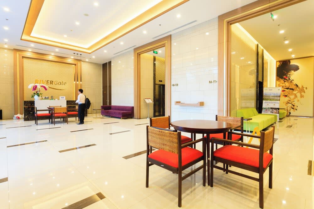 Refined Saigon - Rivergate Apartment 2