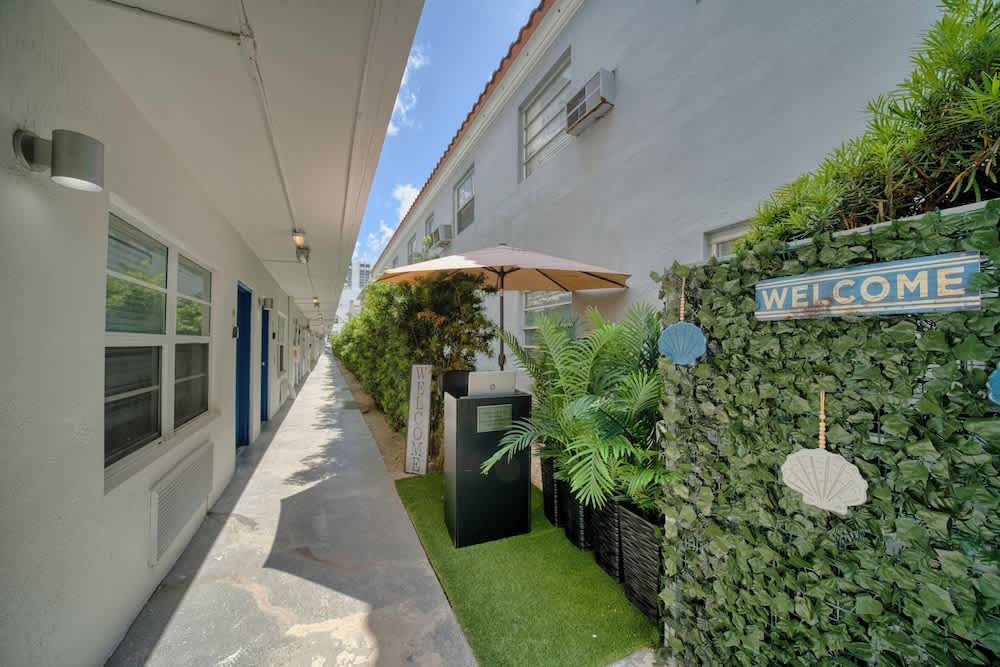 The Samantha by Lowkl 1