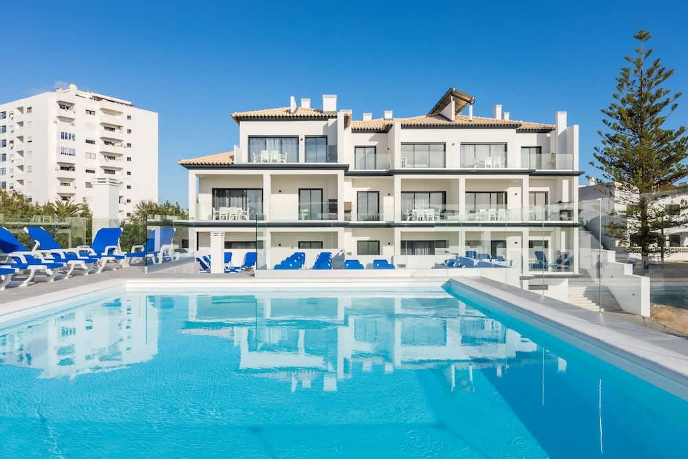 Correeira Luxury Residence 1