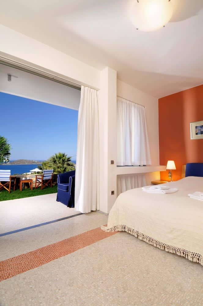 Elounda Living Residences 2