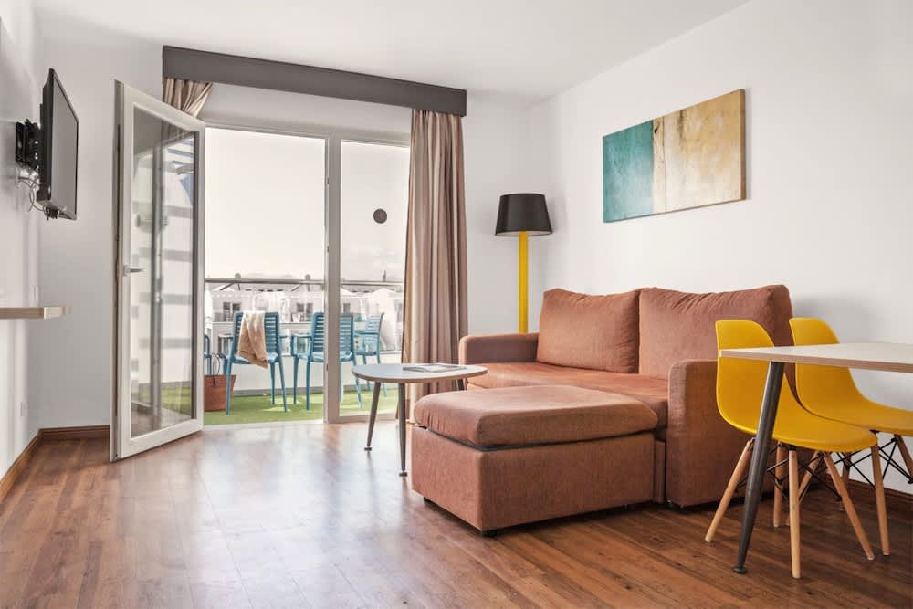 Hotel Plaza Palmeras 4