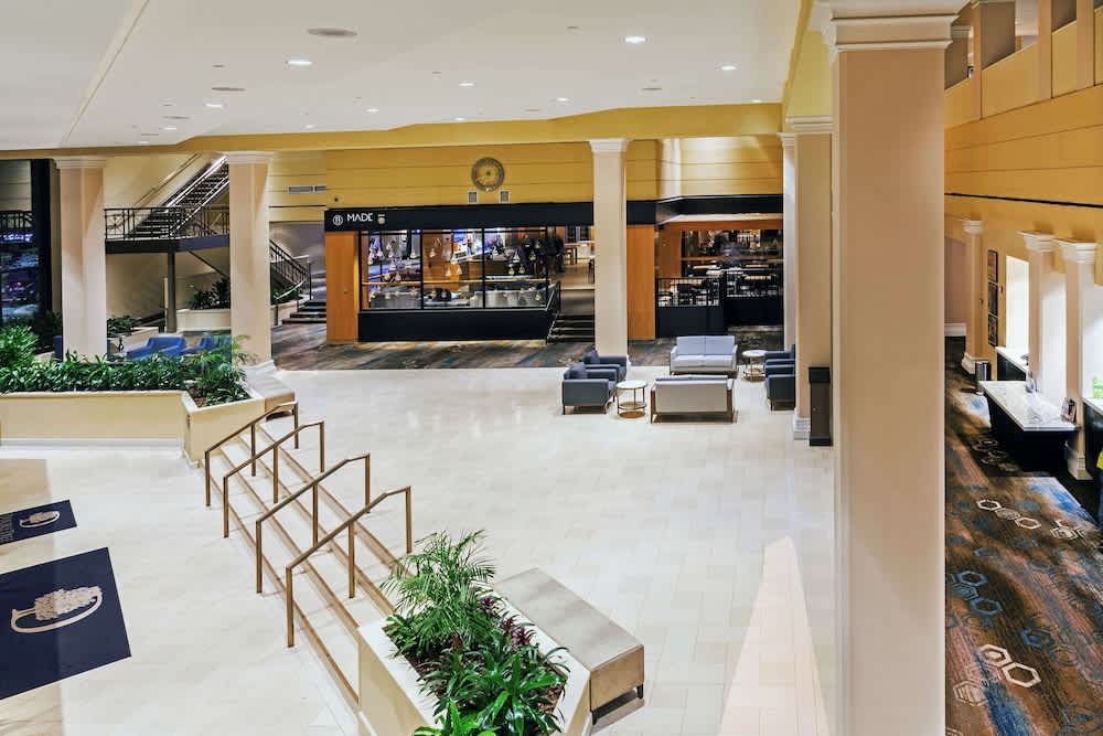 DoubleTree by Hilton Tulsa Downtown 3