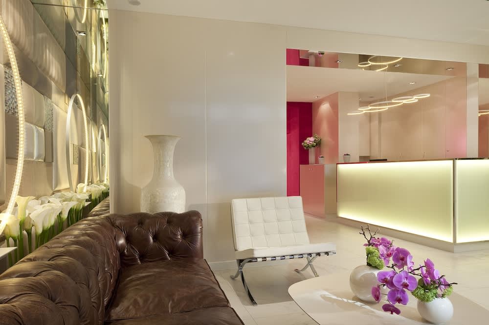 Le 7 Eiffel Hotel by Malone 4