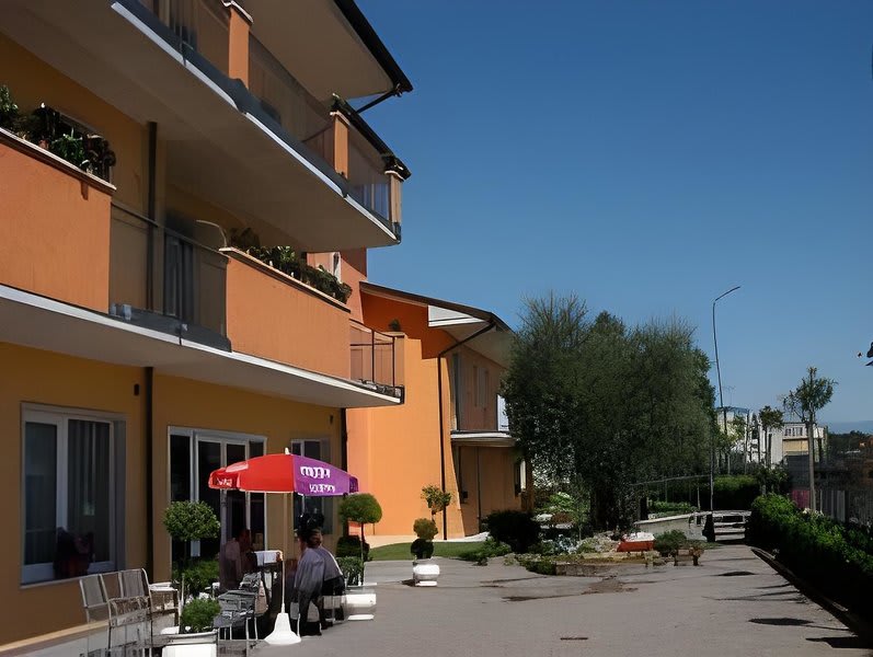 Hotel Confine 1