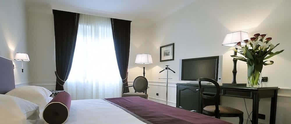 Grand Hotel Oriente 2