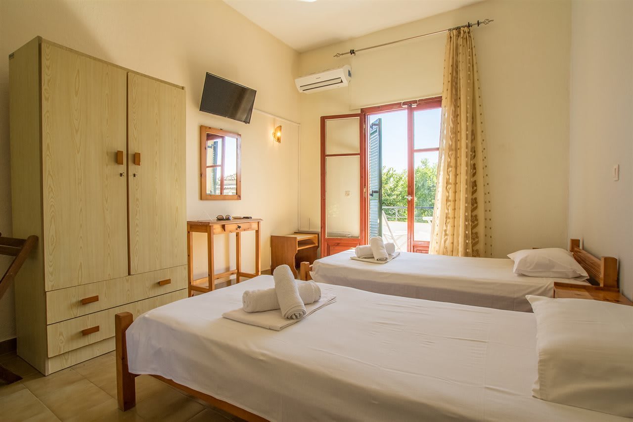 Aggeliki apartments Dassia By Hotelius 2
