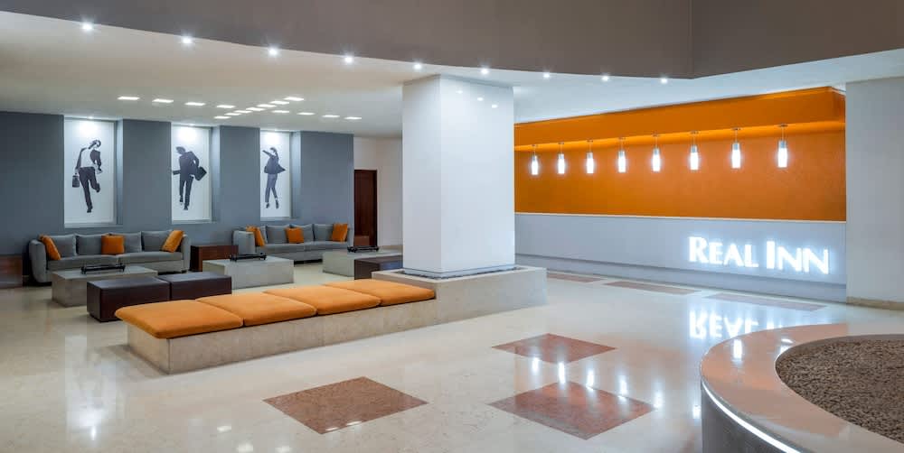 Real Inn Guadalajara Expo 3