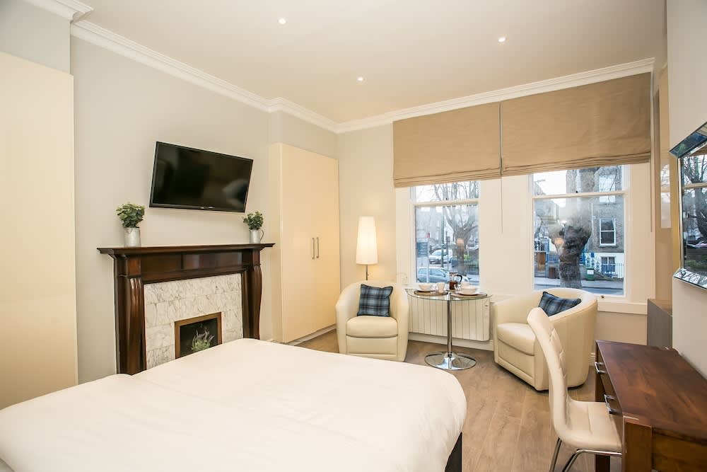 Grand Canal District Apartments 2