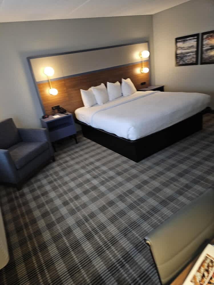 AmericInn by Wyndham Mounds View Minneapolis 1