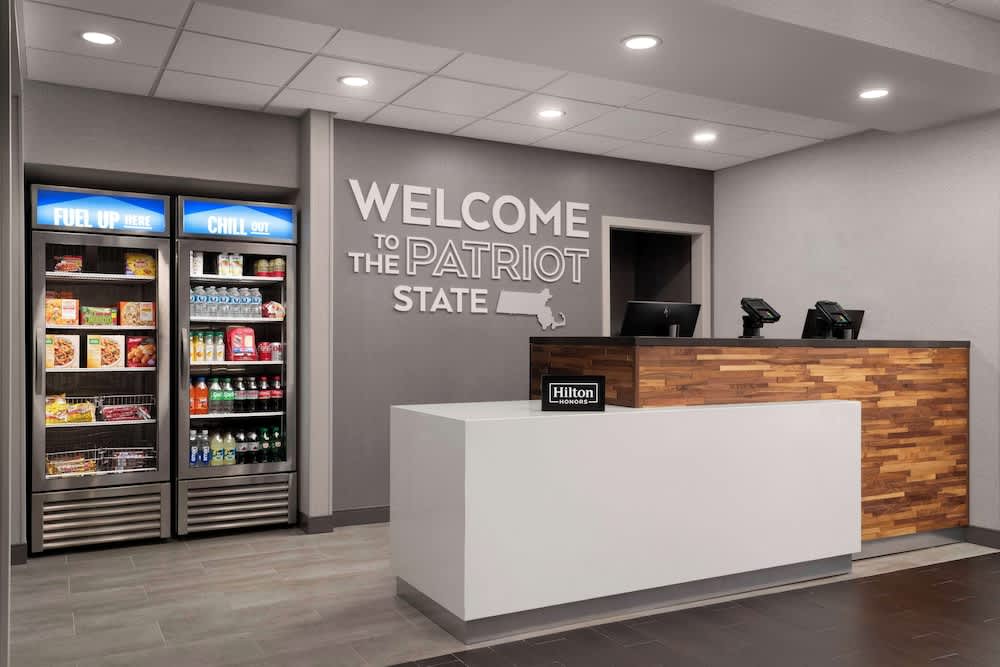 Hampton Inn Chicopee/Springfield 3