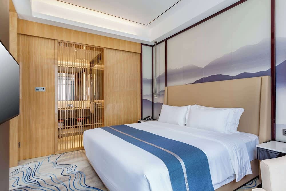 Ramada by Wyndham Changsha South Bus Station 3