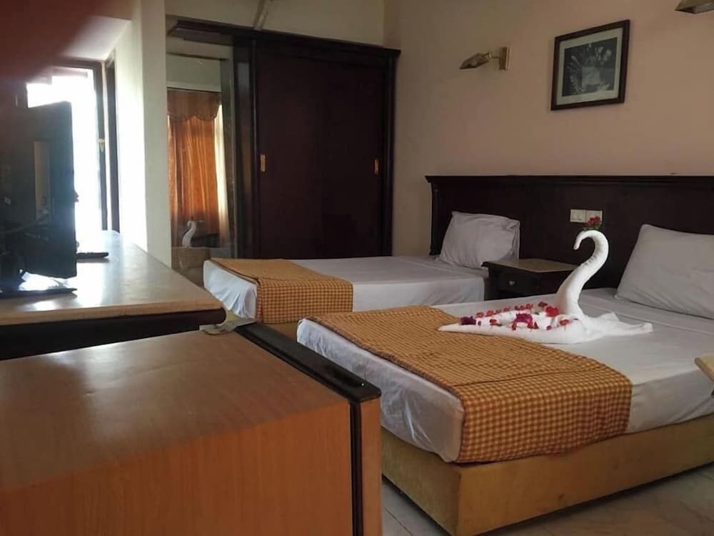 Regency Star Hotel 5