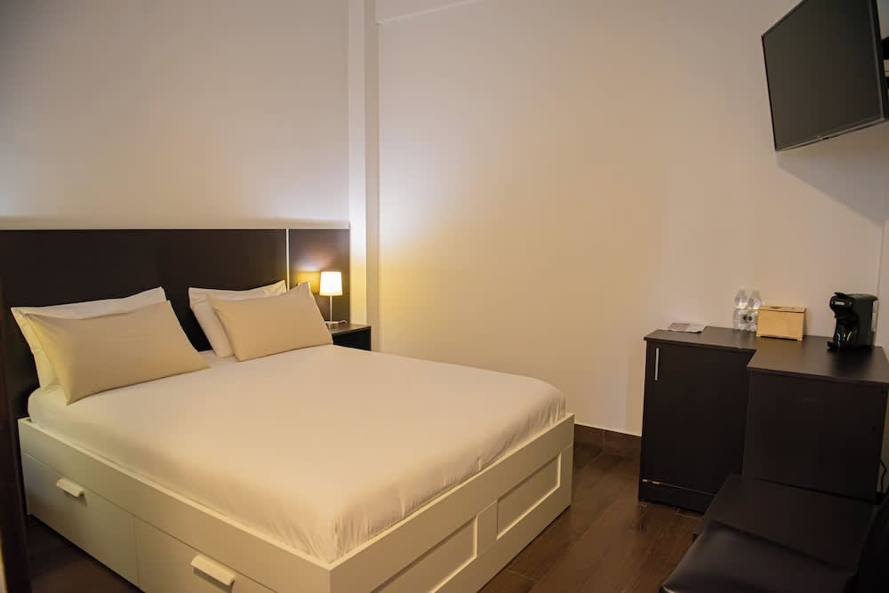 Artemide Fiore Club Suite & Spa 2