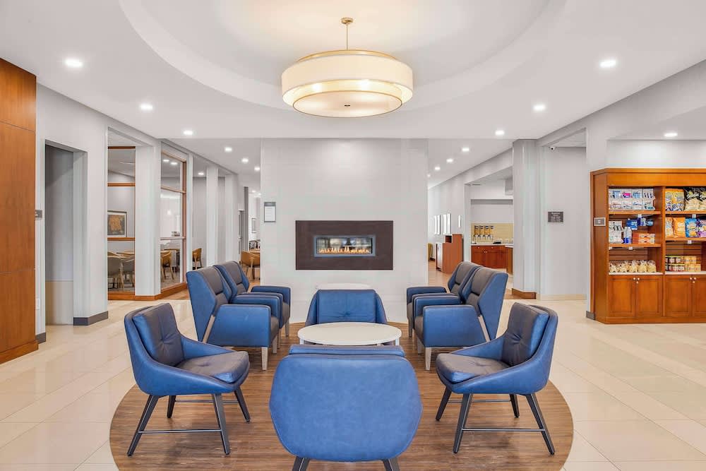 Homewood Suites by Hilton Winnipeg Airport-Polo Park, MB 2