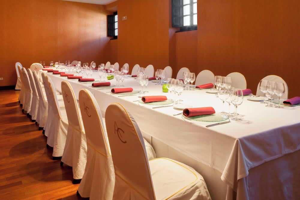 AC Hotel Palacio de Santa Ana by Marriott 5