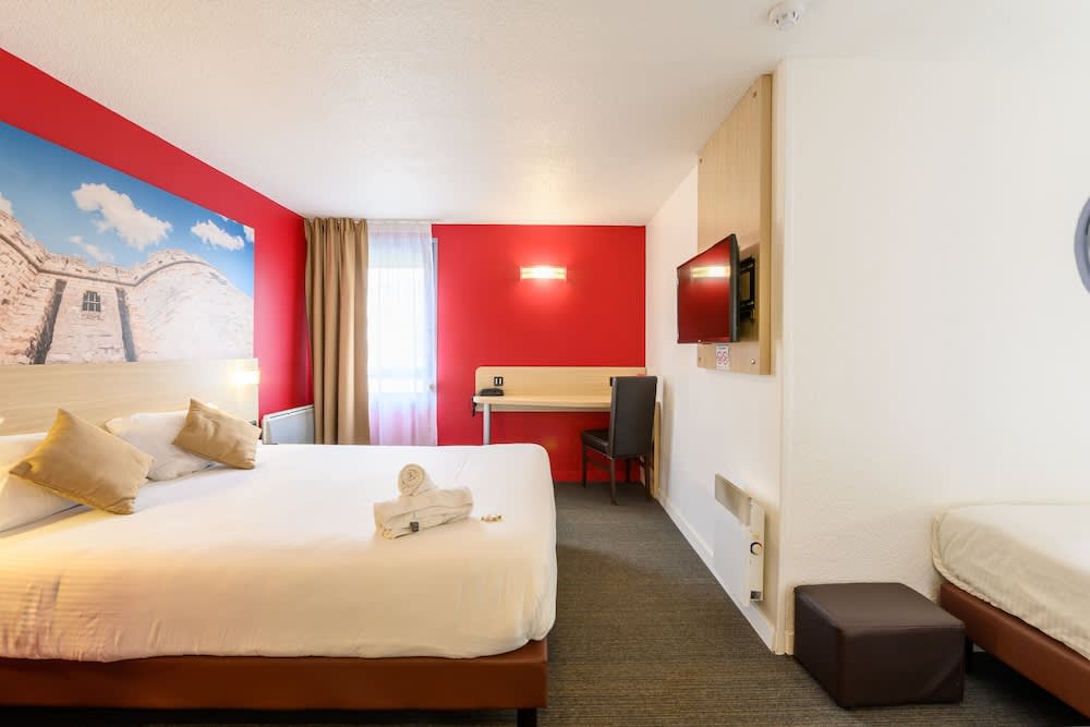BRIT HOTEL Confort CAMBRAI 2