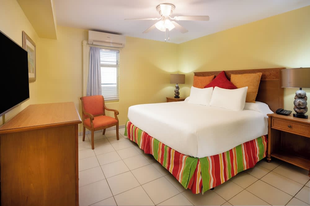 The Atrium Beach Resort and Spa, an Ascend Collection Resort, Simpson ...