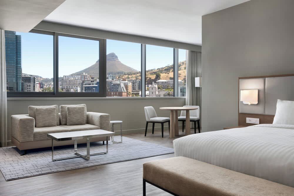 AC Hotel by Marriott Cape Town Waterfront 3