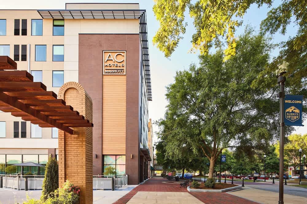 AC Hotel by Marriott Columbus Downtown 1