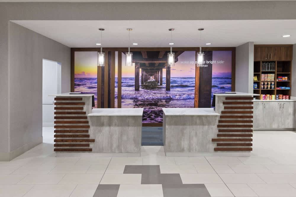 La Quinta by Wyndham Rockport - Fulton 2