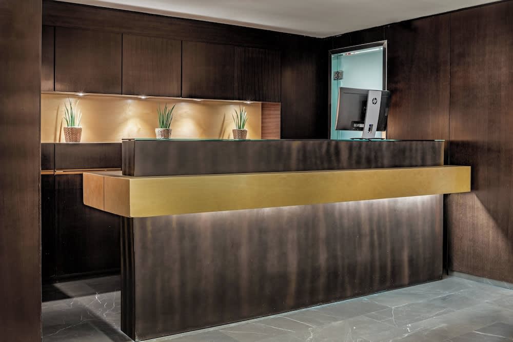 AC Hotel Irla by Marriott 2