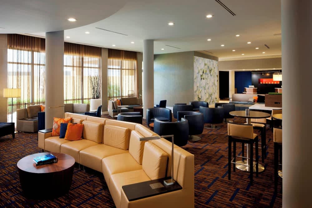 Courtyard Miami Dadeland 1