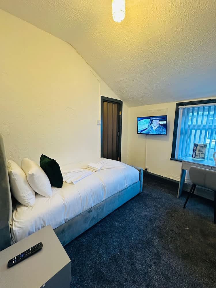 The New Valeron Hotel 2