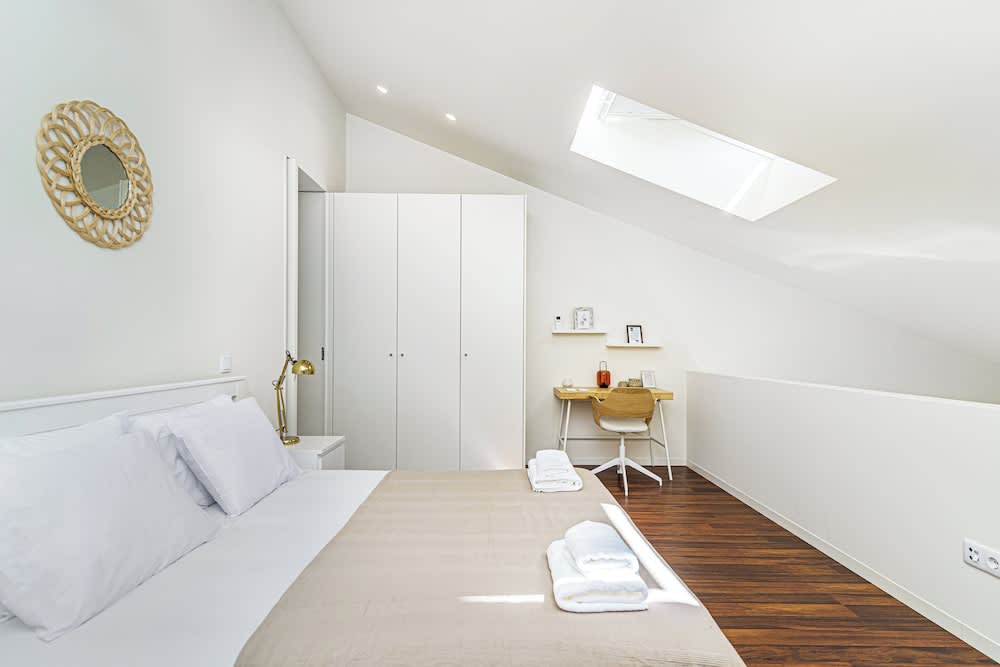 Bombarda 250 by LovelyStay 1