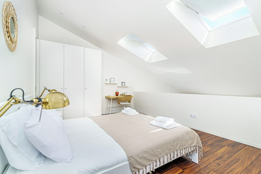 Bombarda 250 by LovelyStay 3