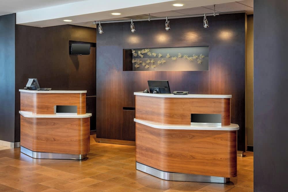 Courtyard by Marriott Boston Andover 2