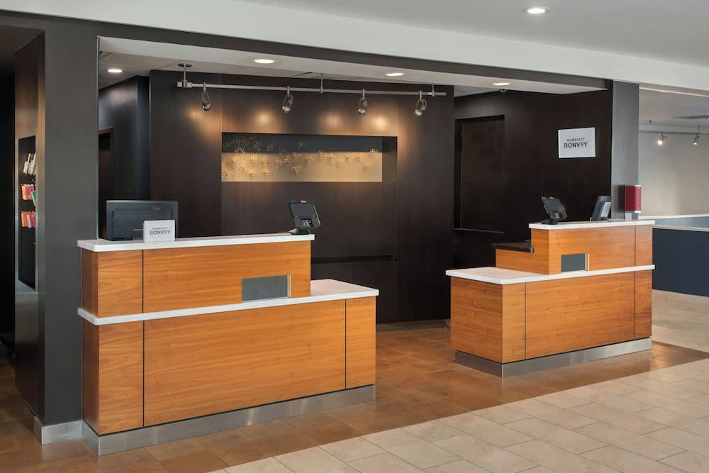 Courtyard by Marriott New Carrollton Landover 2